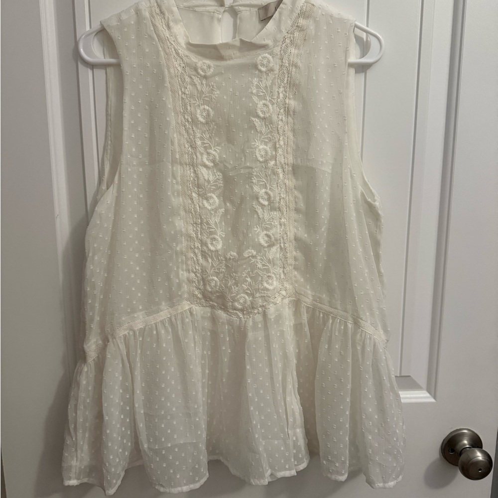LOFT Cream Textured Sleeveless Blouse